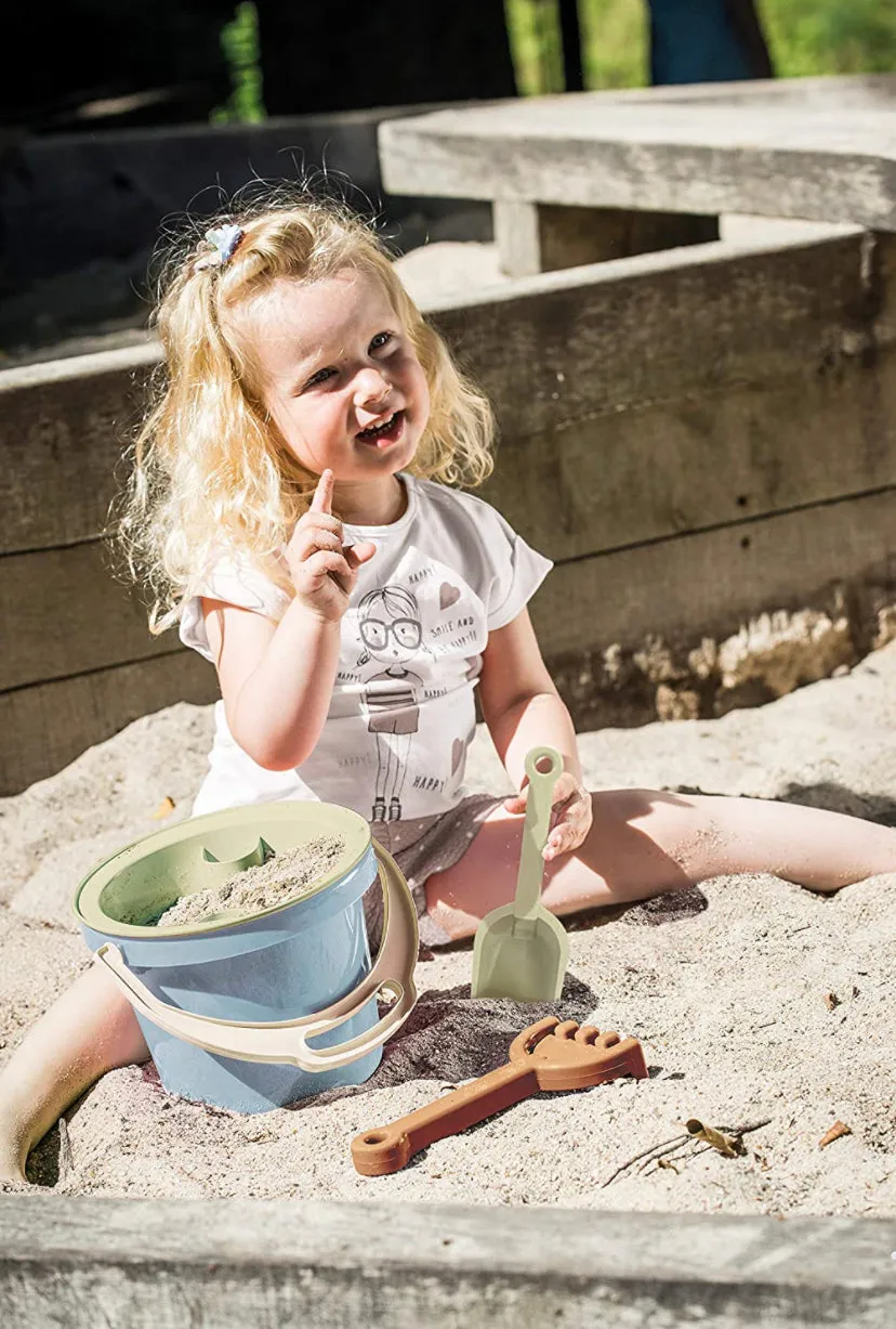 4 Piece 100% Recyclable BIOPlastic Sand & Water Play Set  | Outdoor Toys for Sand Pit | 2 years 