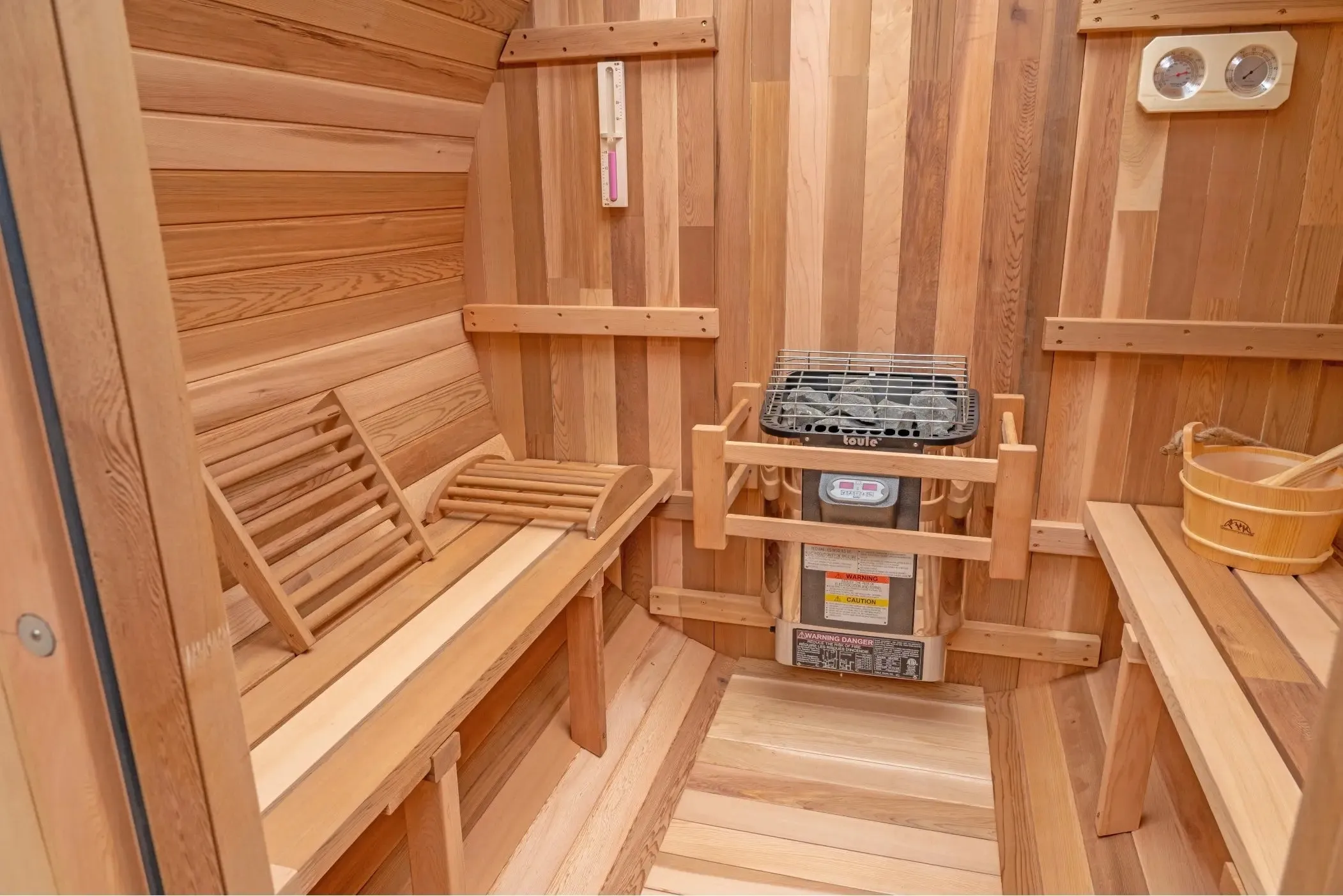 8 FT Classic Red Cedar Barrel Sauna with Porch - 4-6 Person