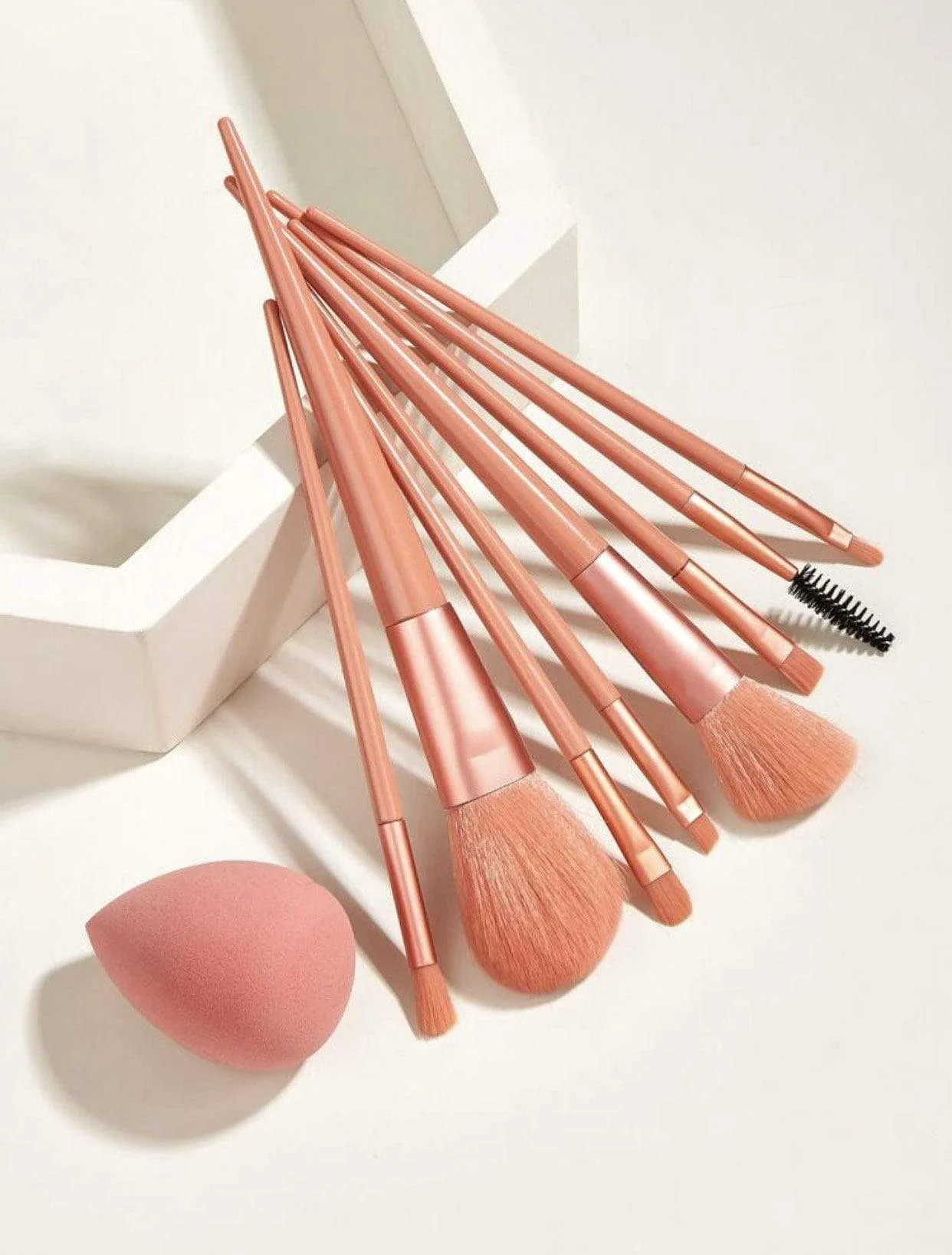 8PCS Makeup Brush With Storage Box