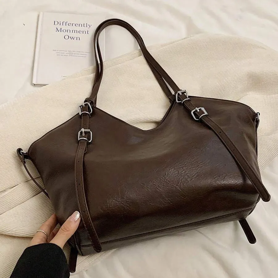 Amara Vegan Leather Tote