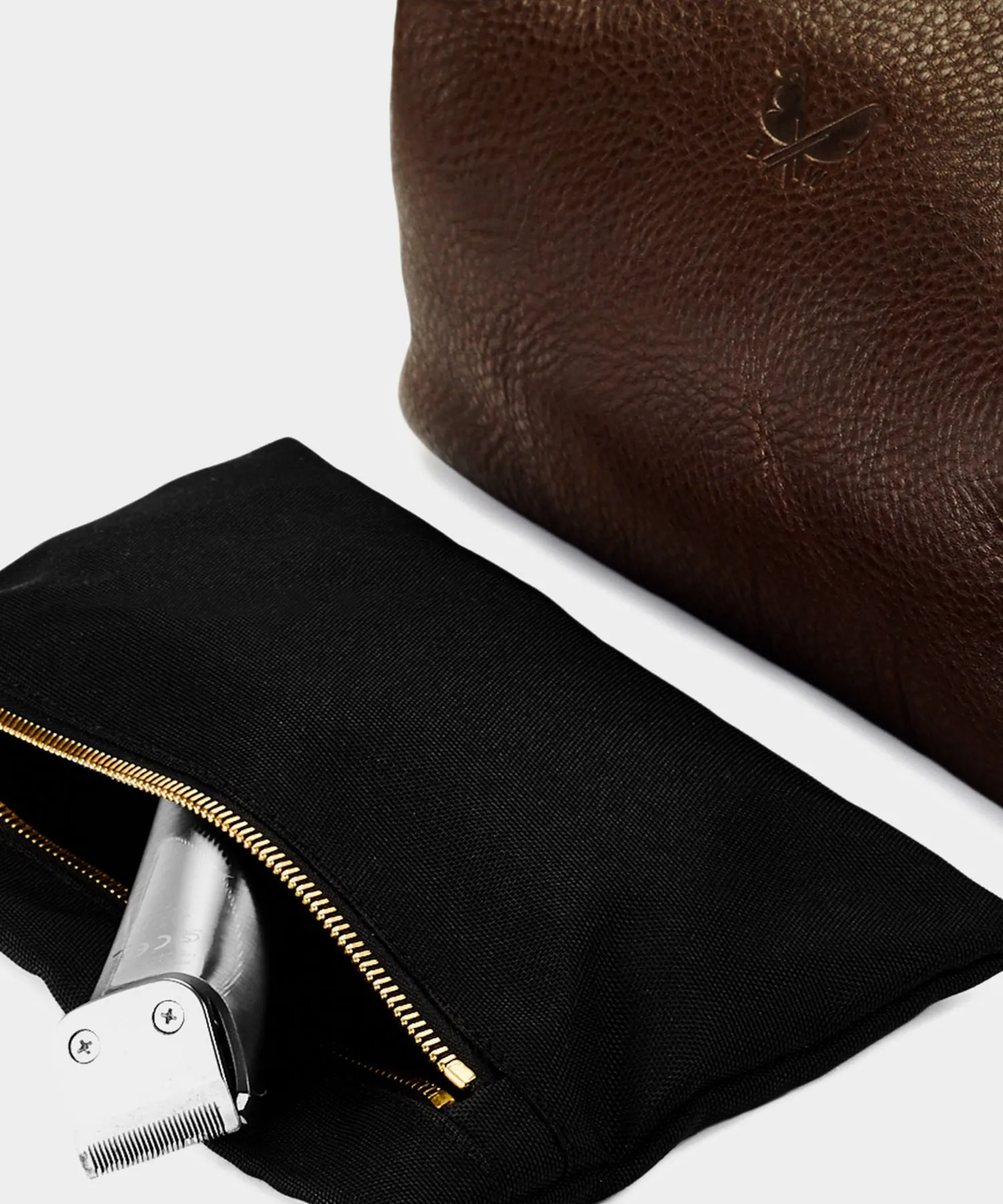 Bennett Winch Leather Washbag in Brown