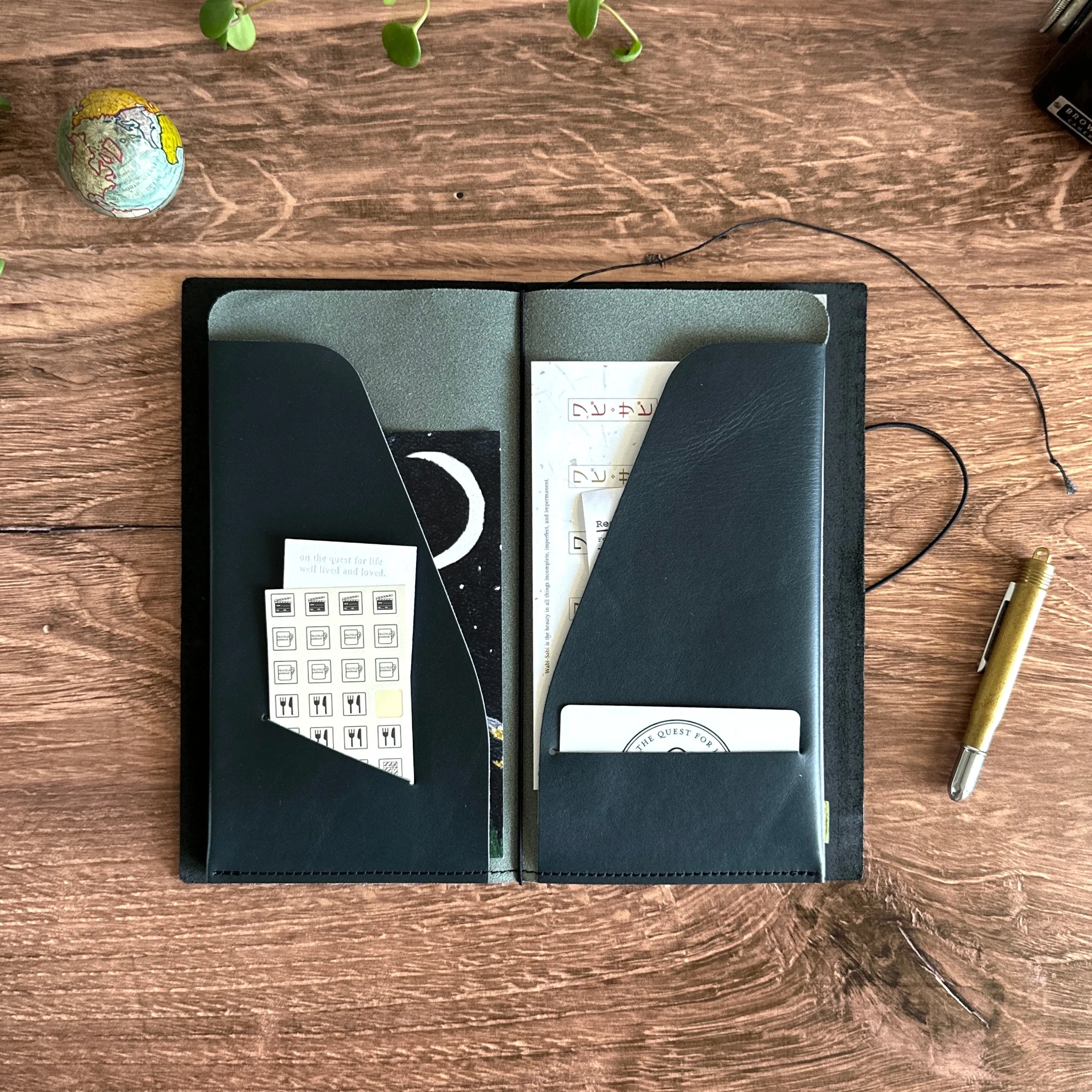 [BKx1.61] Portfolio Folder // Navy (Regular)