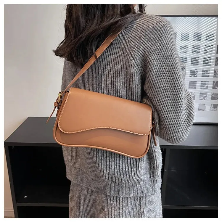 Catalina – Vegan Leather Shoulder Bag for the Modern Woman