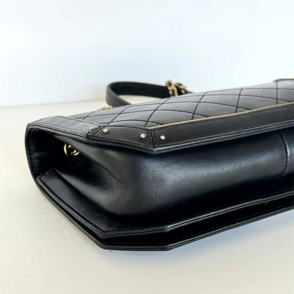 CC Clasp Flap Bag