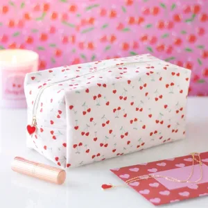 Cherry Hearts Toilerty/Make-Up Bag