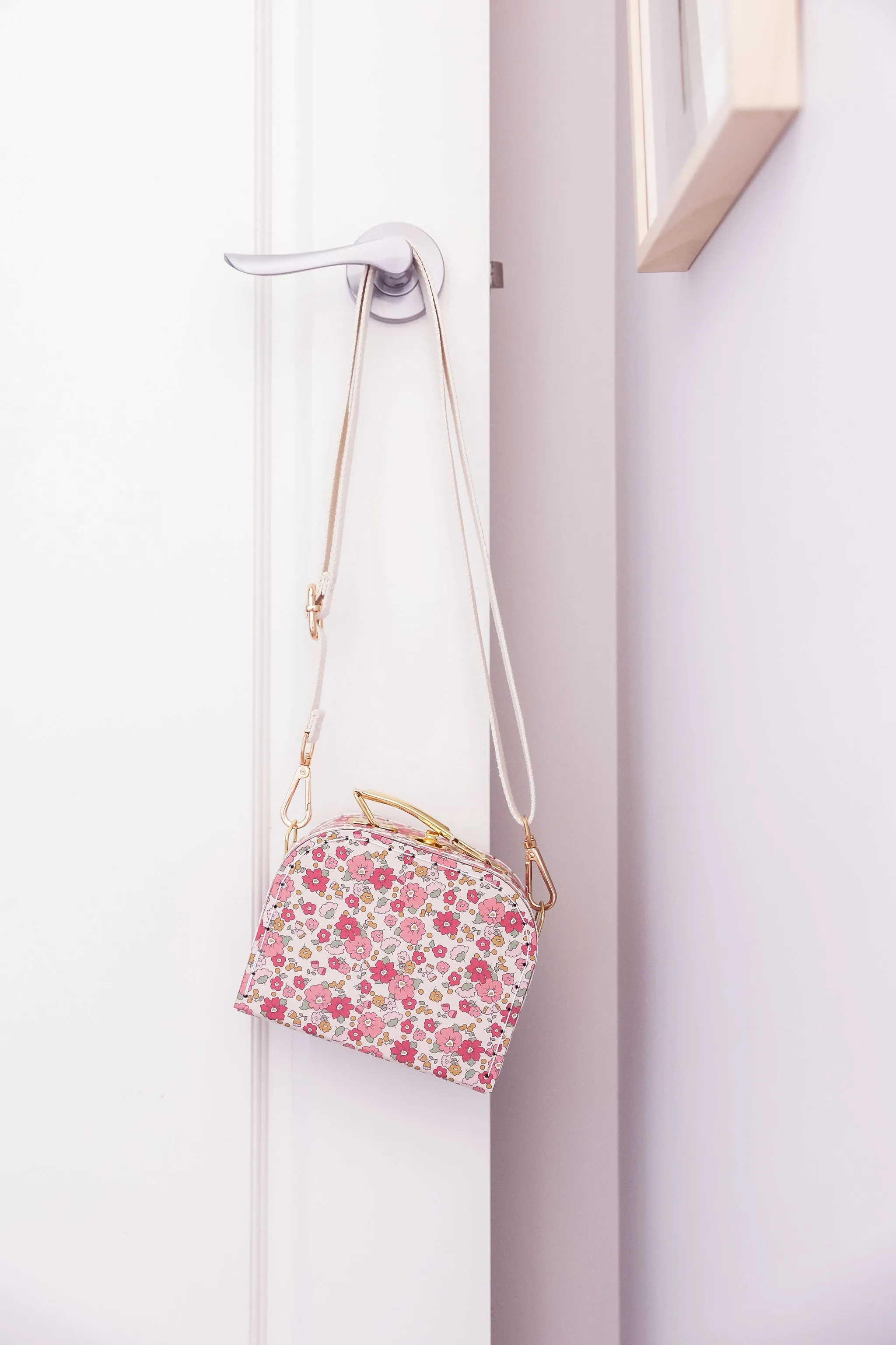 COCO CROSS BODY CASE ROSE GARDEN