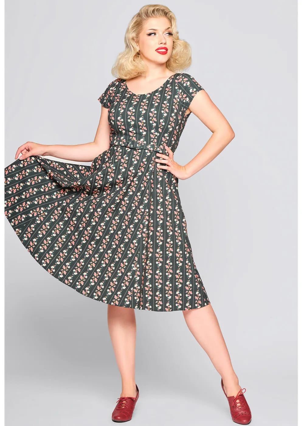 Collectif Fatima Wallflower Flared 50's Swing Dress Green