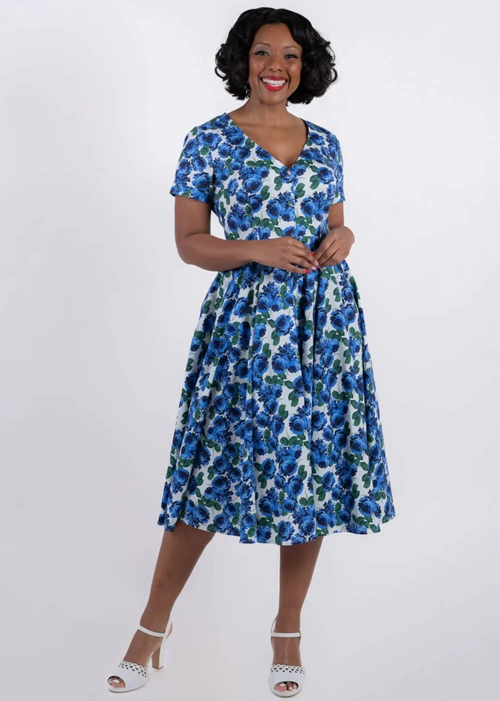 Collectif Shana Pretty Roses 50's Swing Dress White Blue