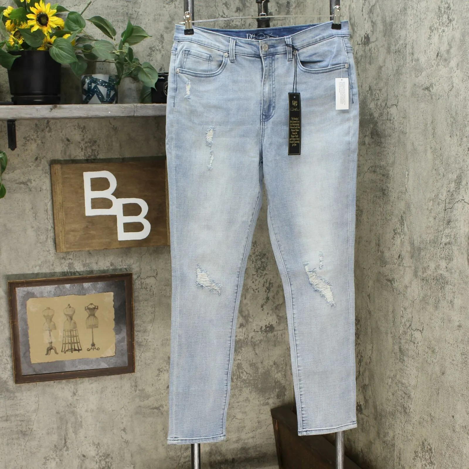 DG2 by Diane Gilman Women's Virtual Stretch Destructed Skinny Jeans