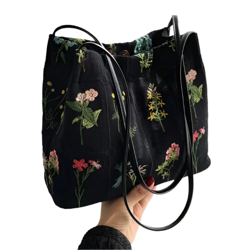 Elena – Floral Embroidered Women’s Bag