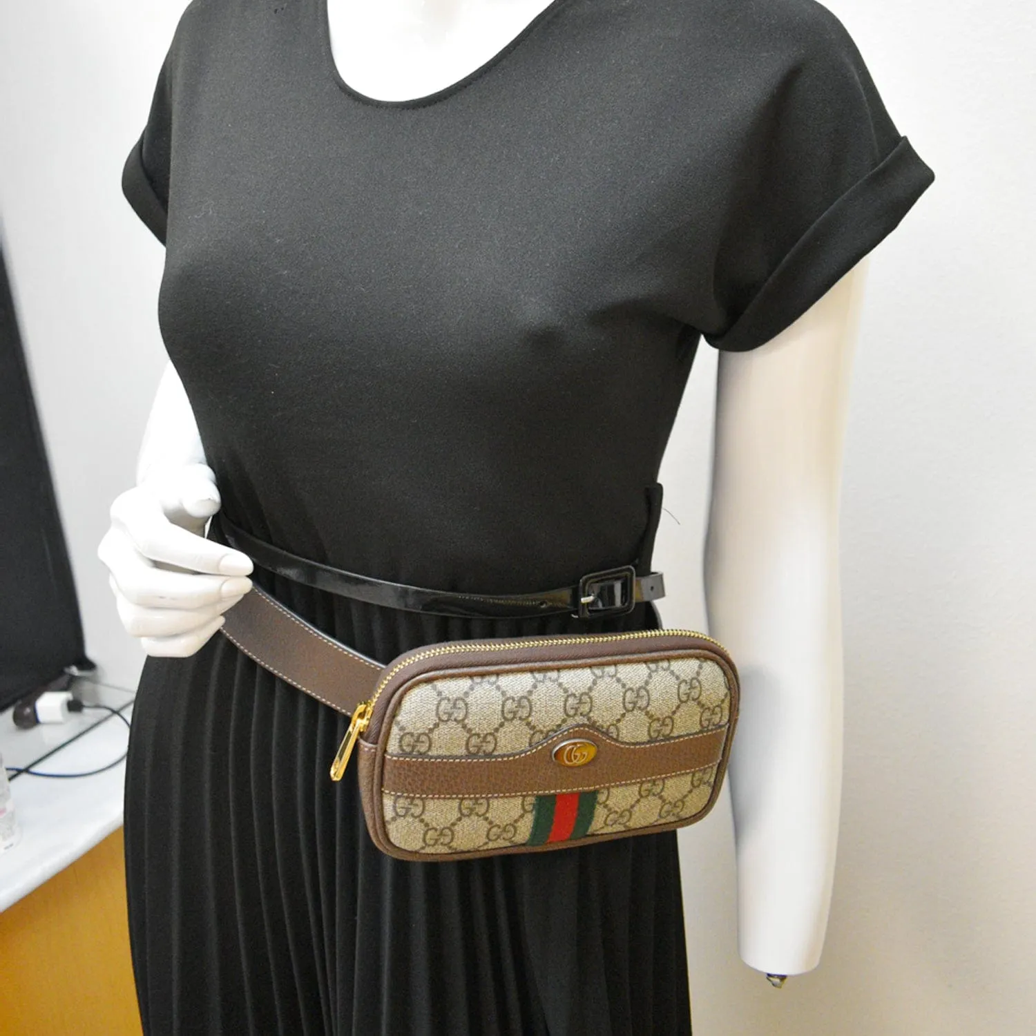 GUCCI Ophidia GG Supreme Canvas Web Belt Bag Brown 519308