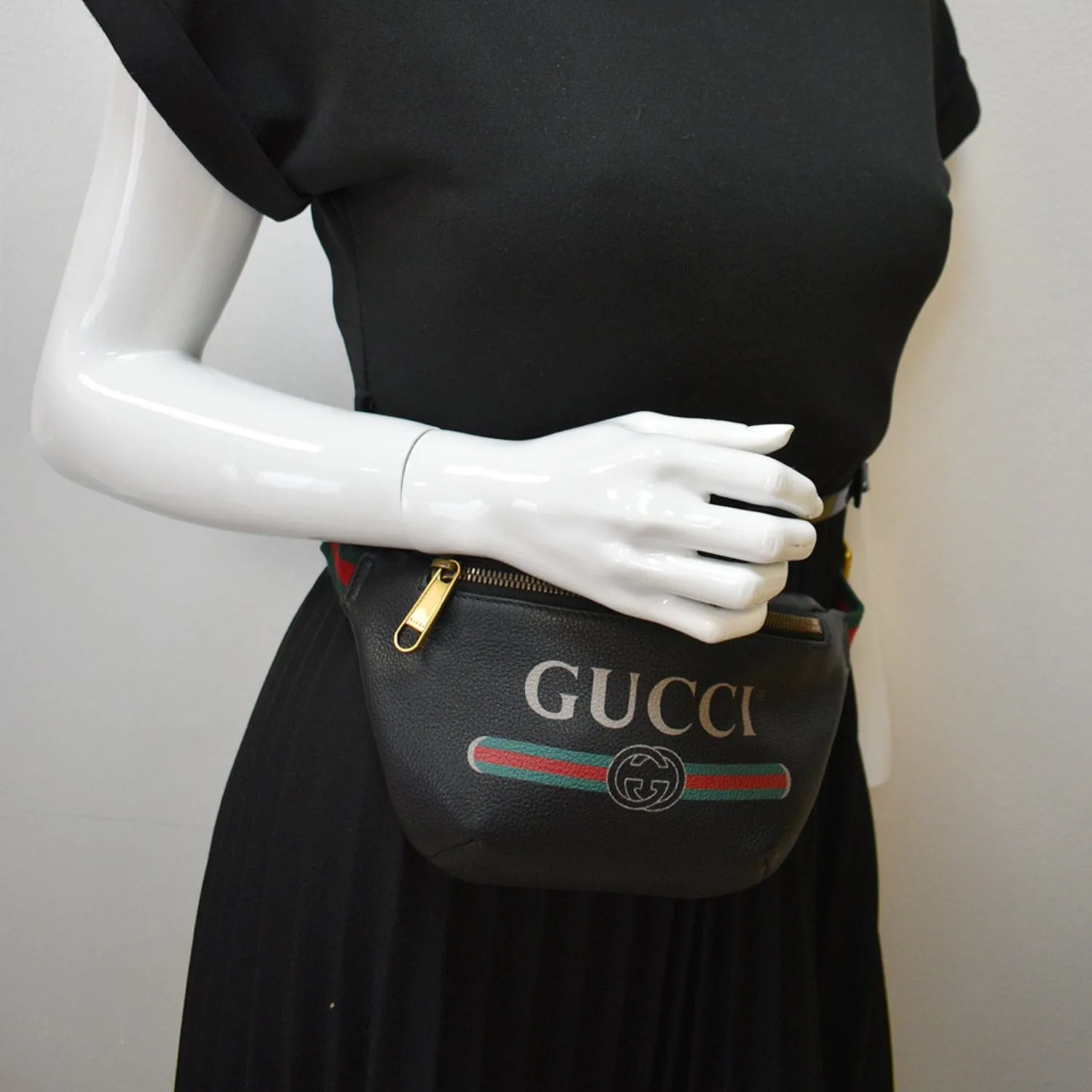 GUCCI Print Grained Calfskin Leather Small Belt Bag Black 527792