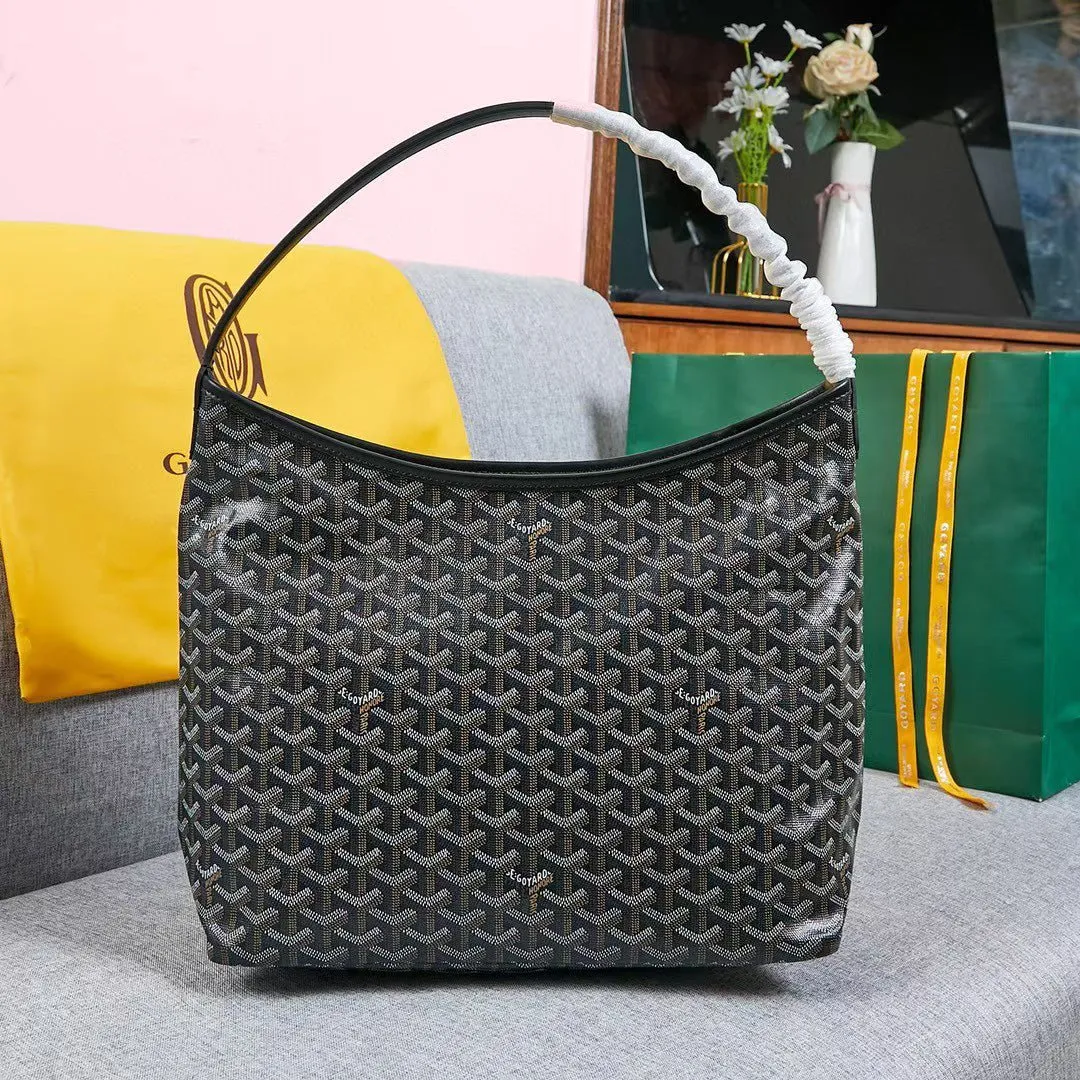 Half-Moon Shoulder Bag