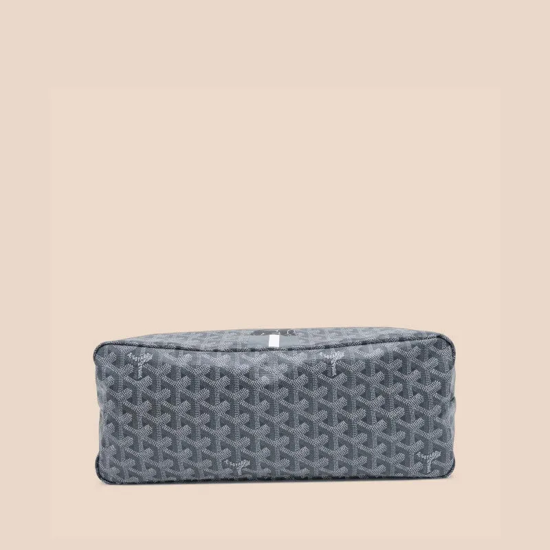 Half-Moon Shoulder Bag