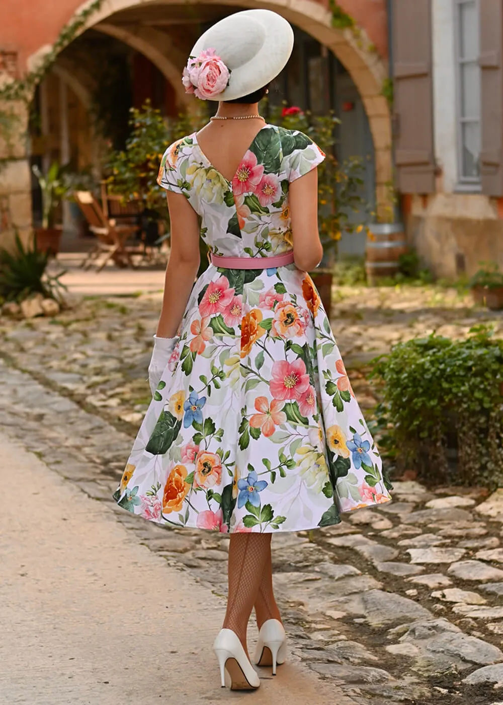 Hearts & Roses Lottie Floral 50's Swing Dress White