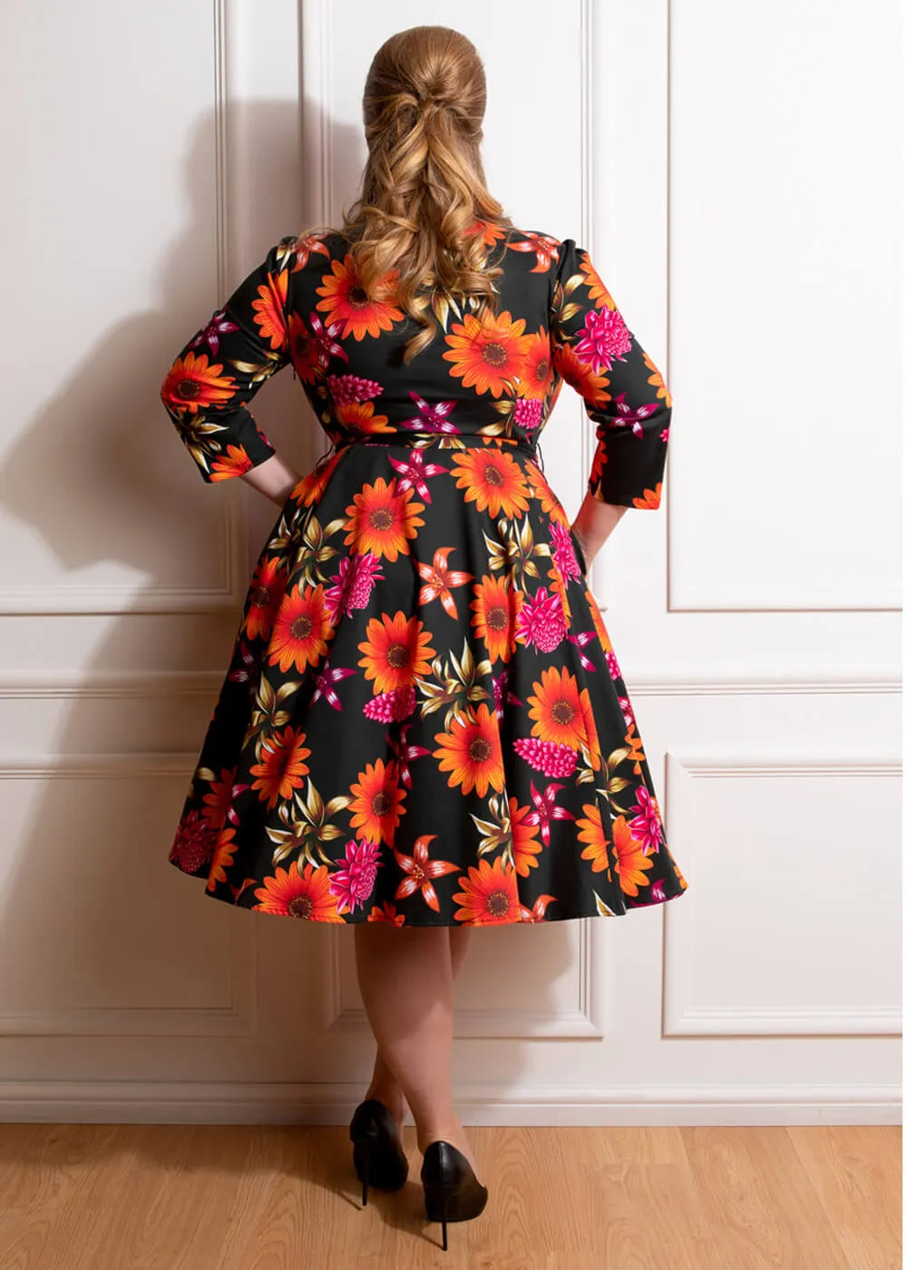 Hearts &amp; Roses Eden Floral 50's Swing Dress Black
