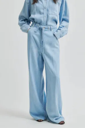 IRVIN DENIM JEANS - LIGHT BLUE DENIM