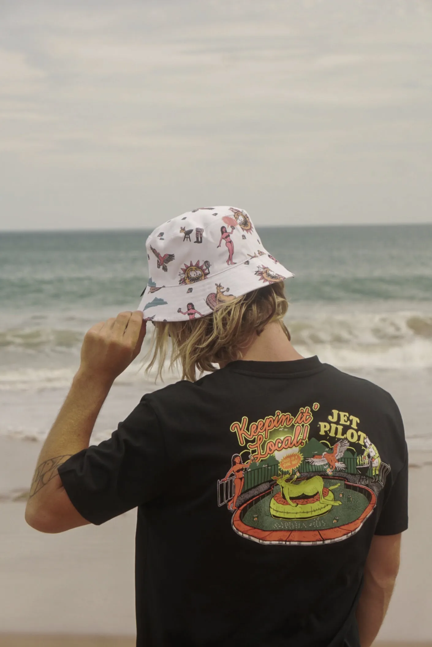 Jetpilot Keepin Local Mens Rev Bucket - White
