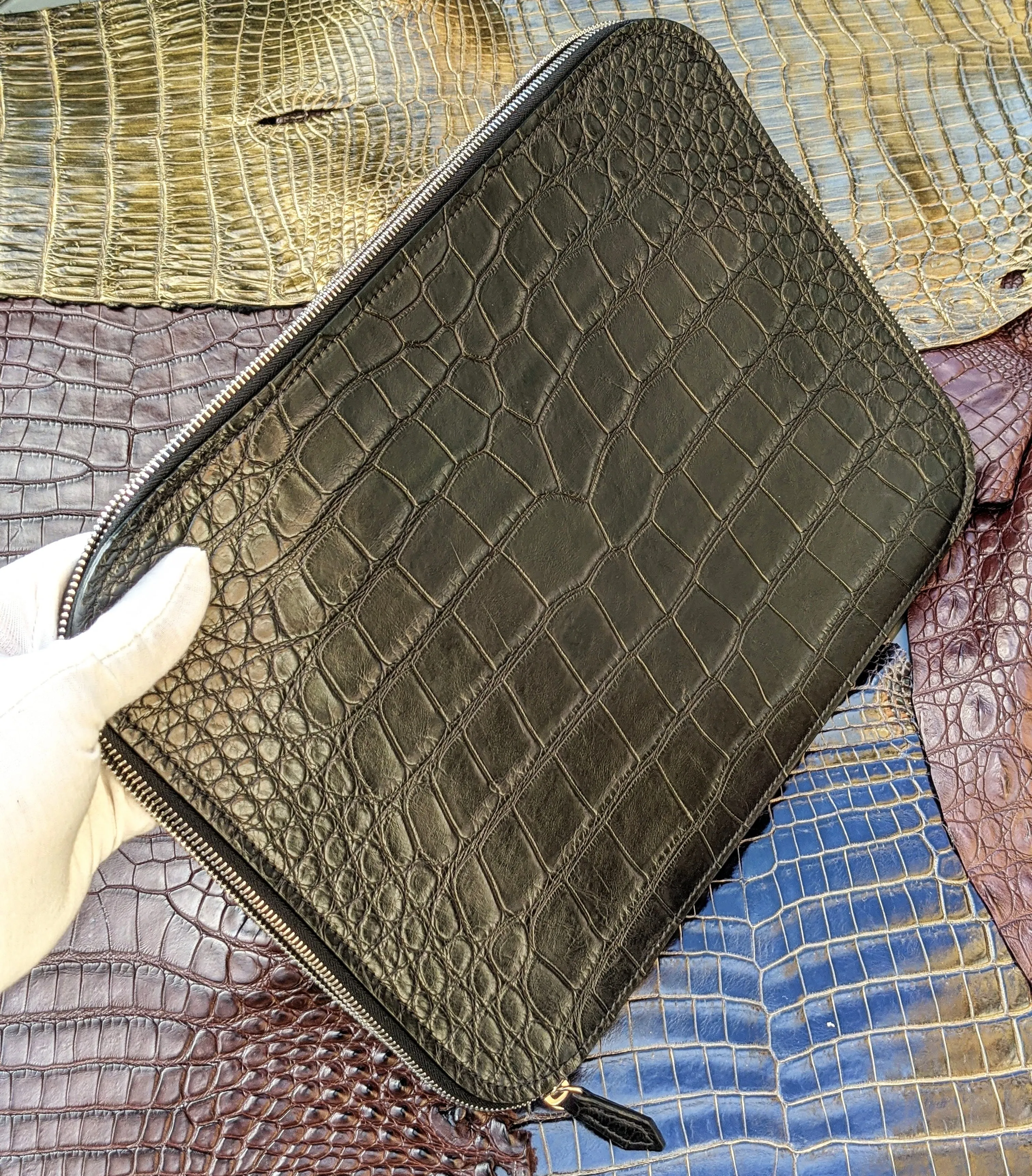 Laptop Case - Black Crocodile