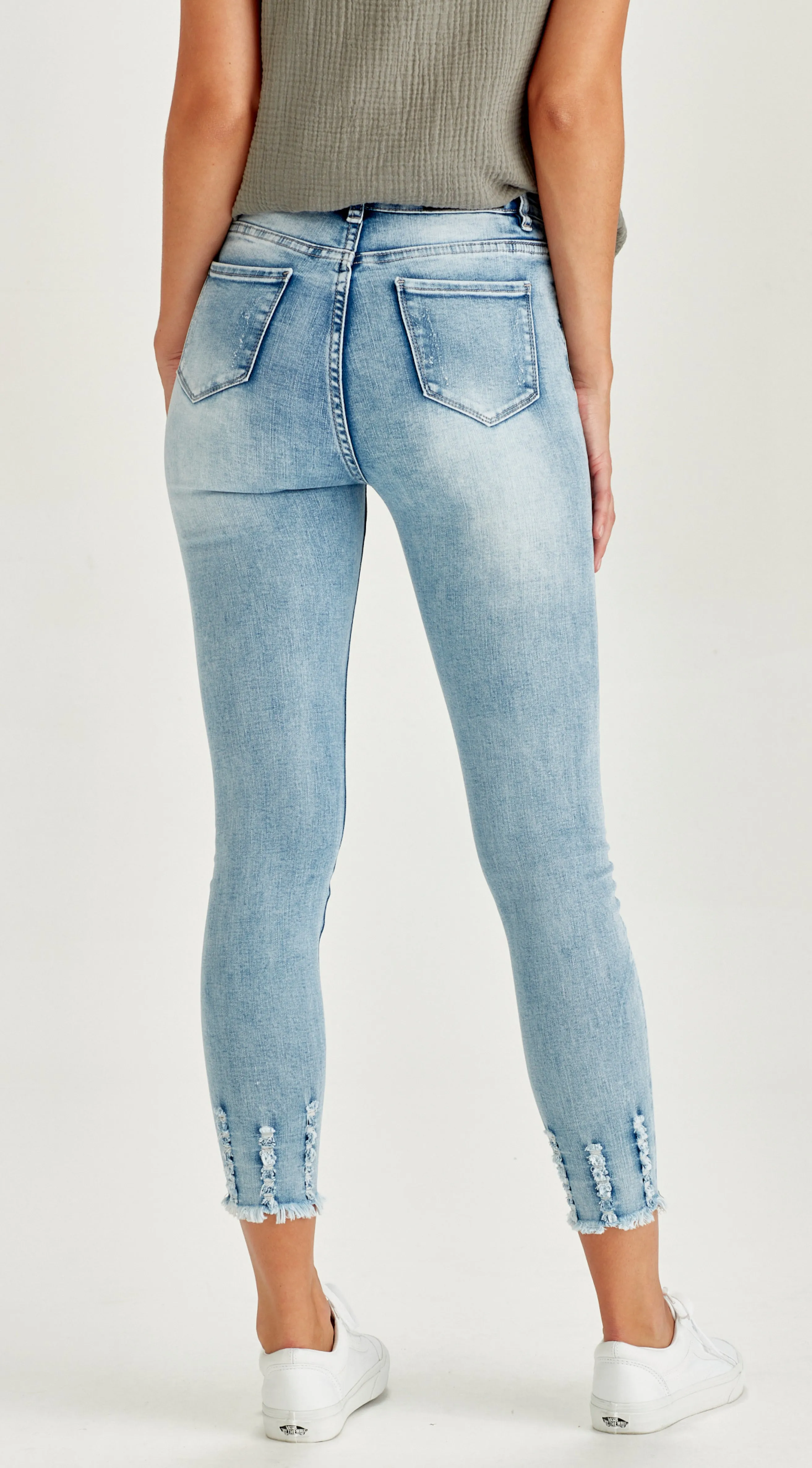 LOLA | Jean Light Blue