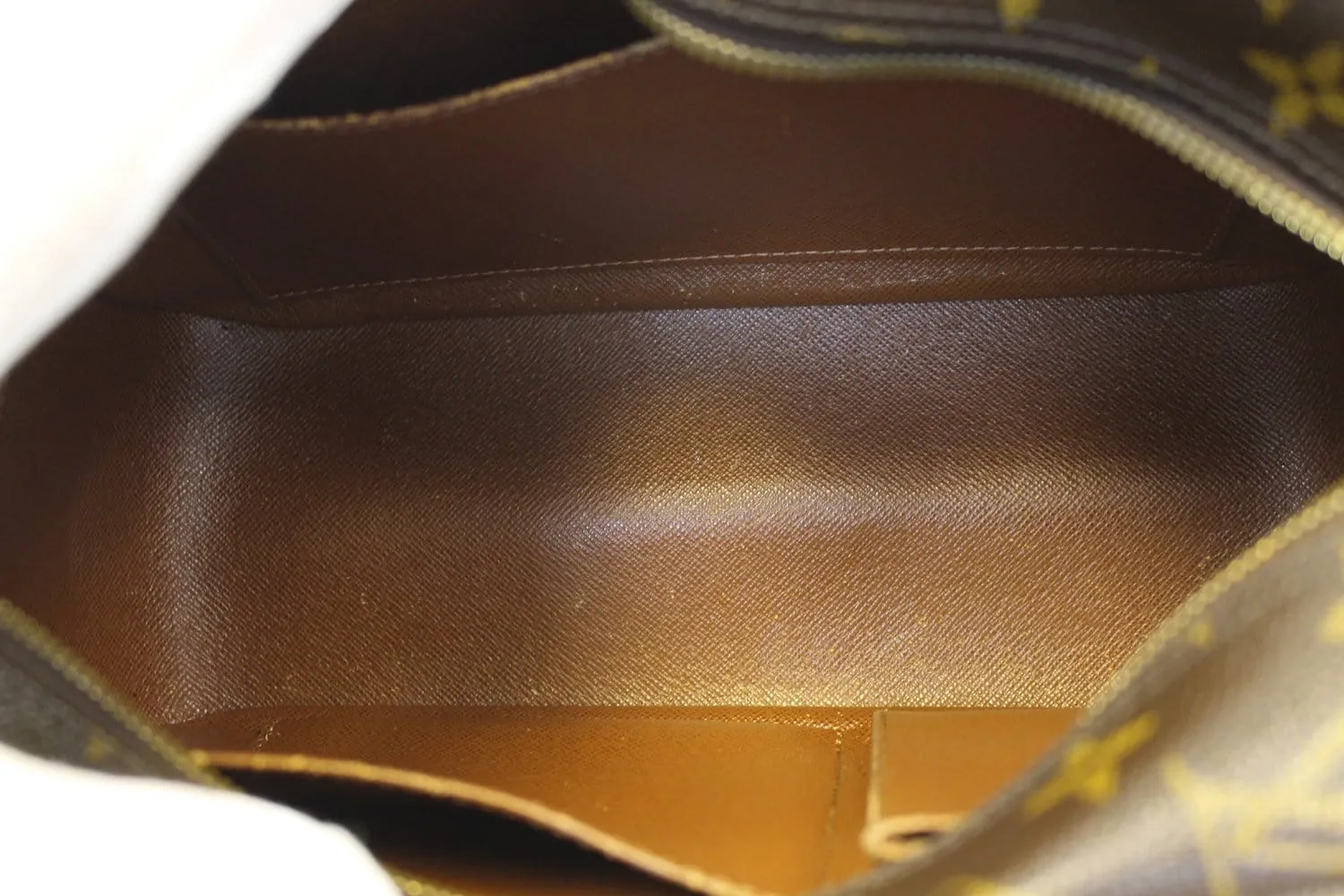 LOUIS VUITTON Monogram Canvas Cite MM Shoulder Bag