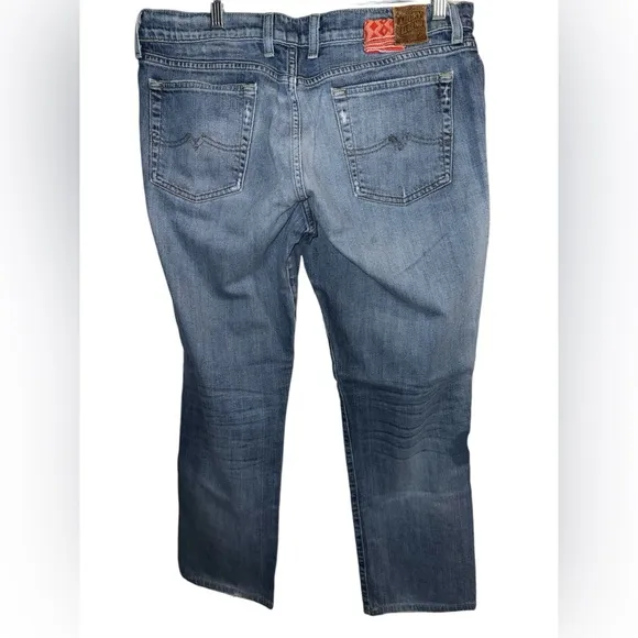 Lucky Legend Sweet’ N Straight Embroidered Jeans size 14/32
