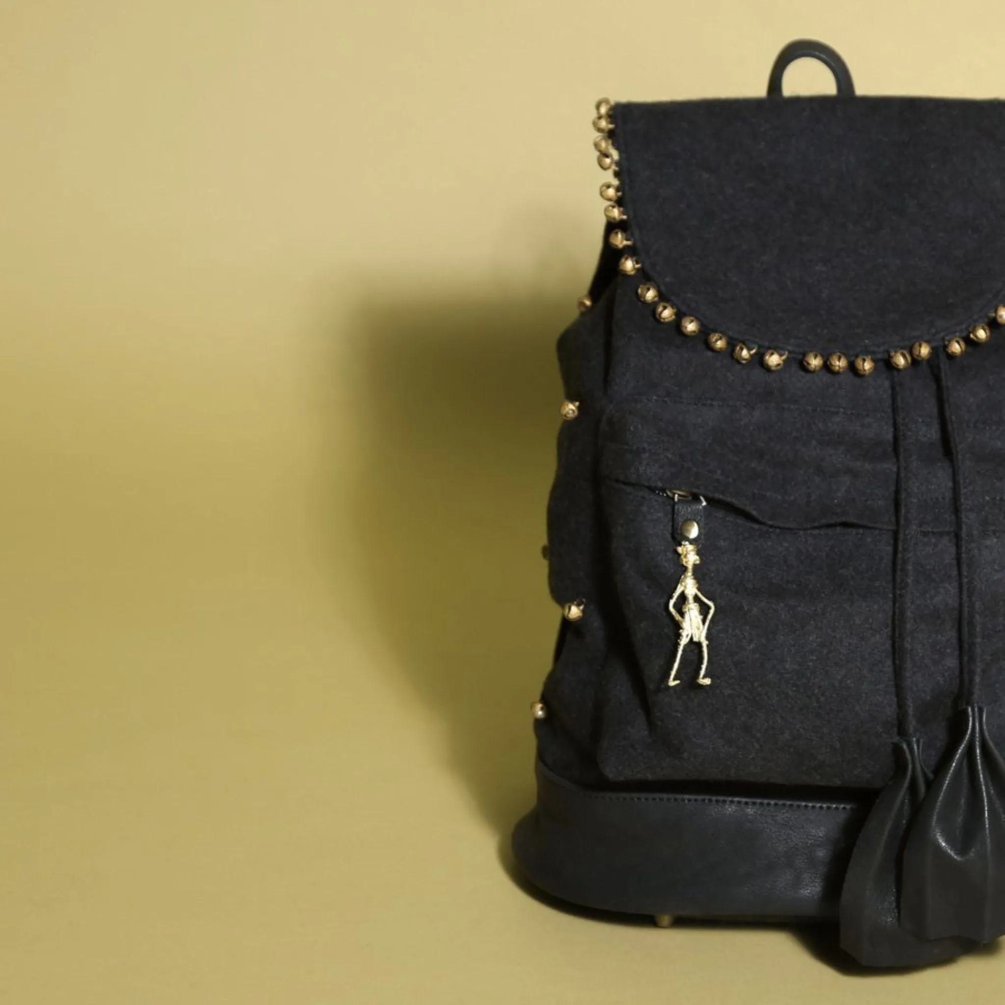 “Mastaani” BACKPACK - Grey