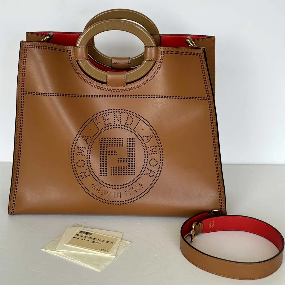 Medium Runaway Leather Tote