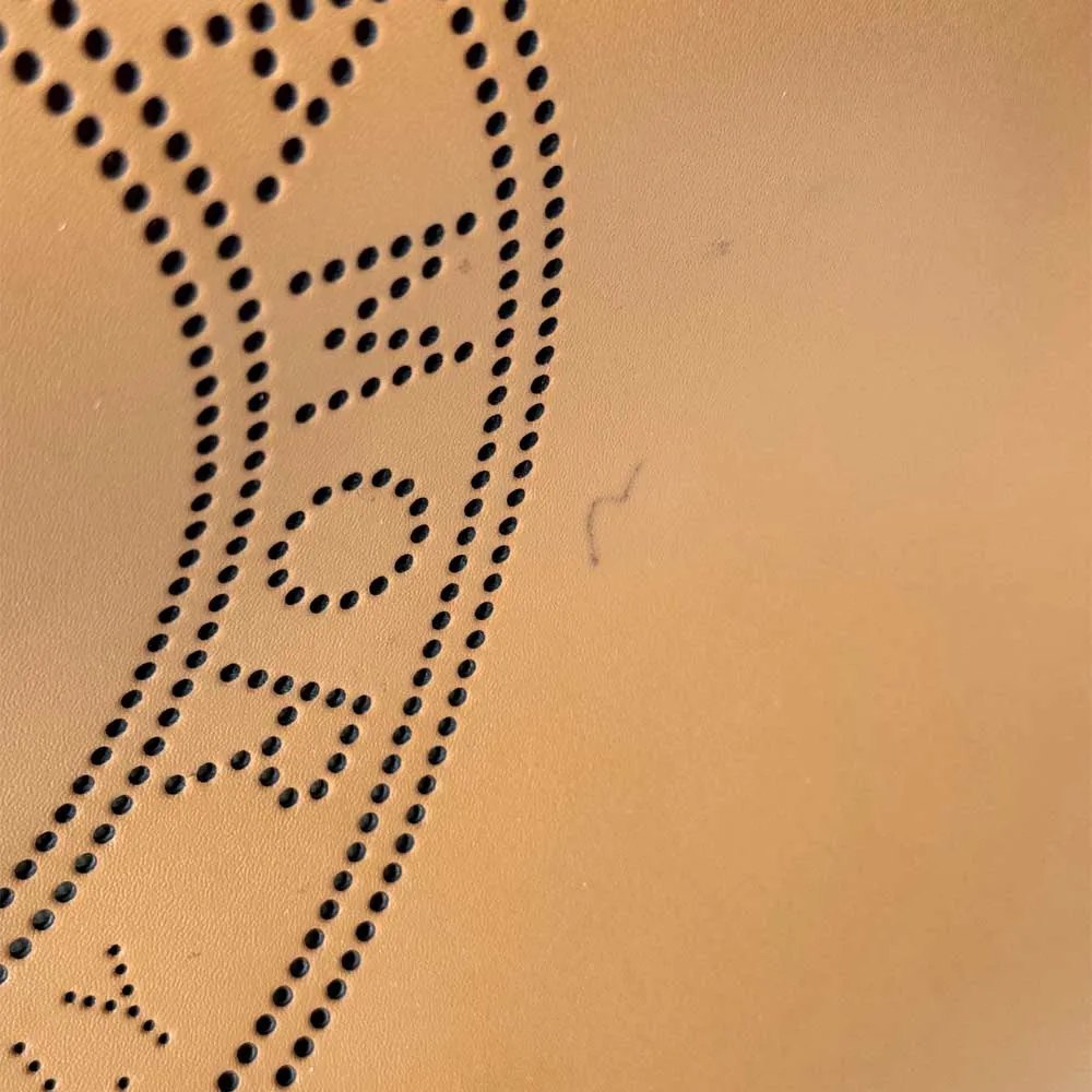 Medium Runaway Leather Tote