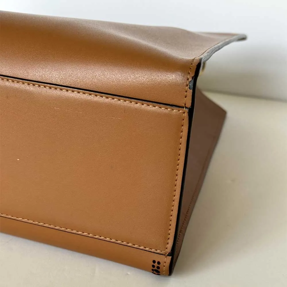 Medium Runaway Leather Tote