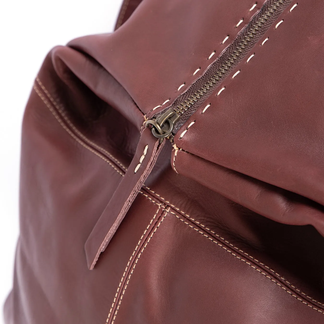 Ncumisa : Leather Backpack in Raisin Relaxa