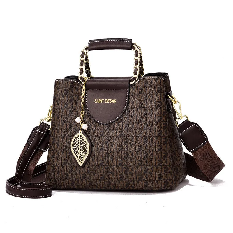 New popular casual commuter handbag