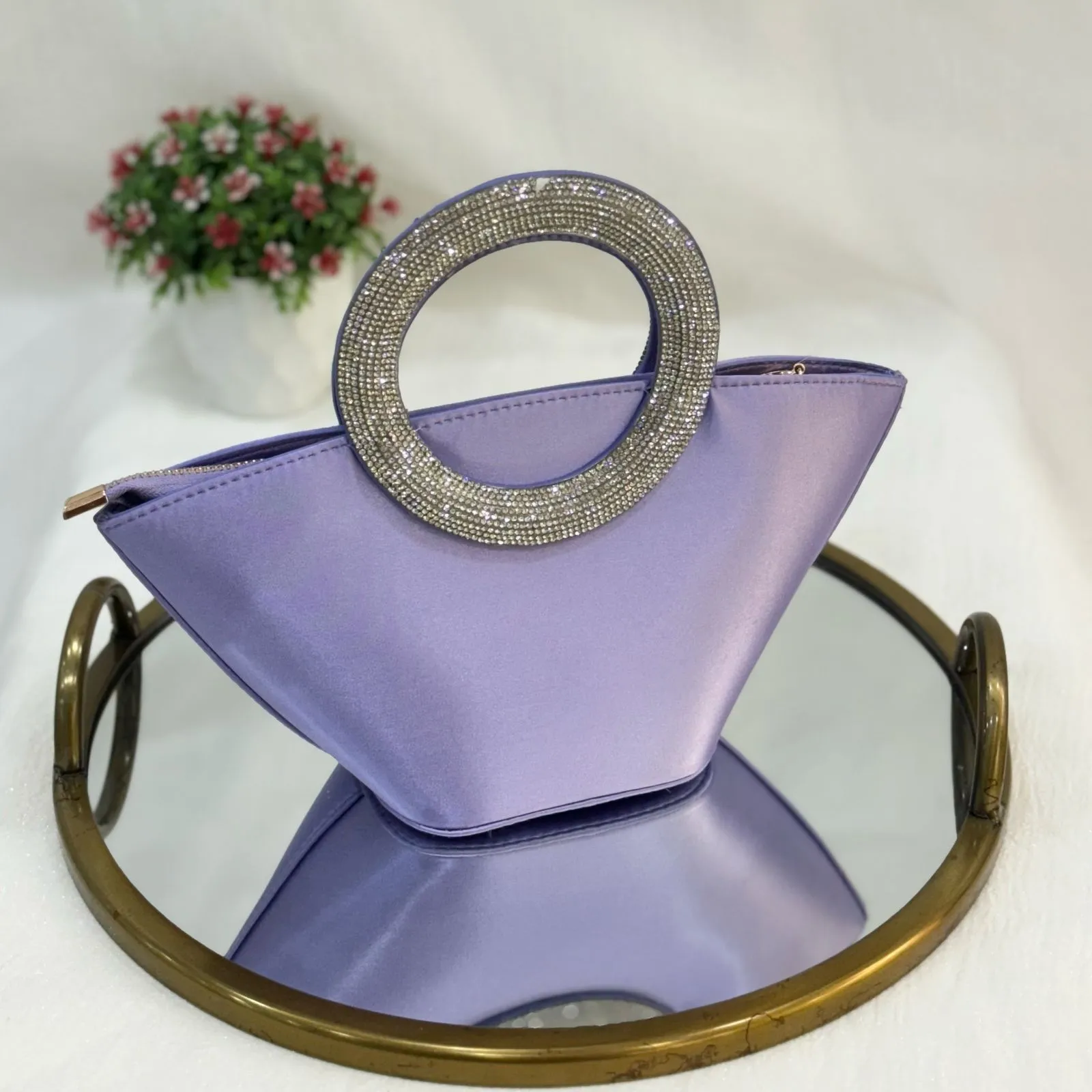 NIA BUCKET BAG