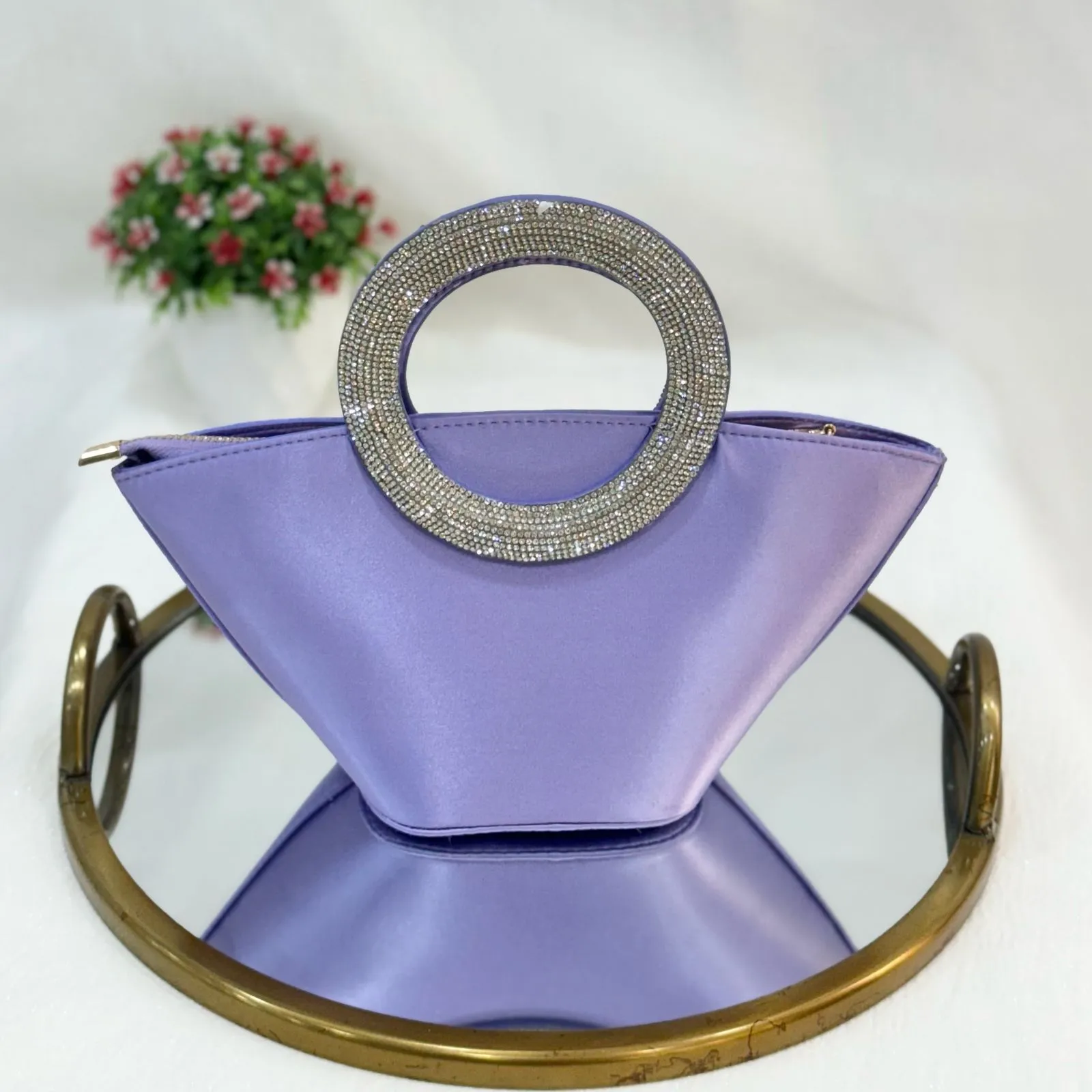 NIA BUCKET BAG