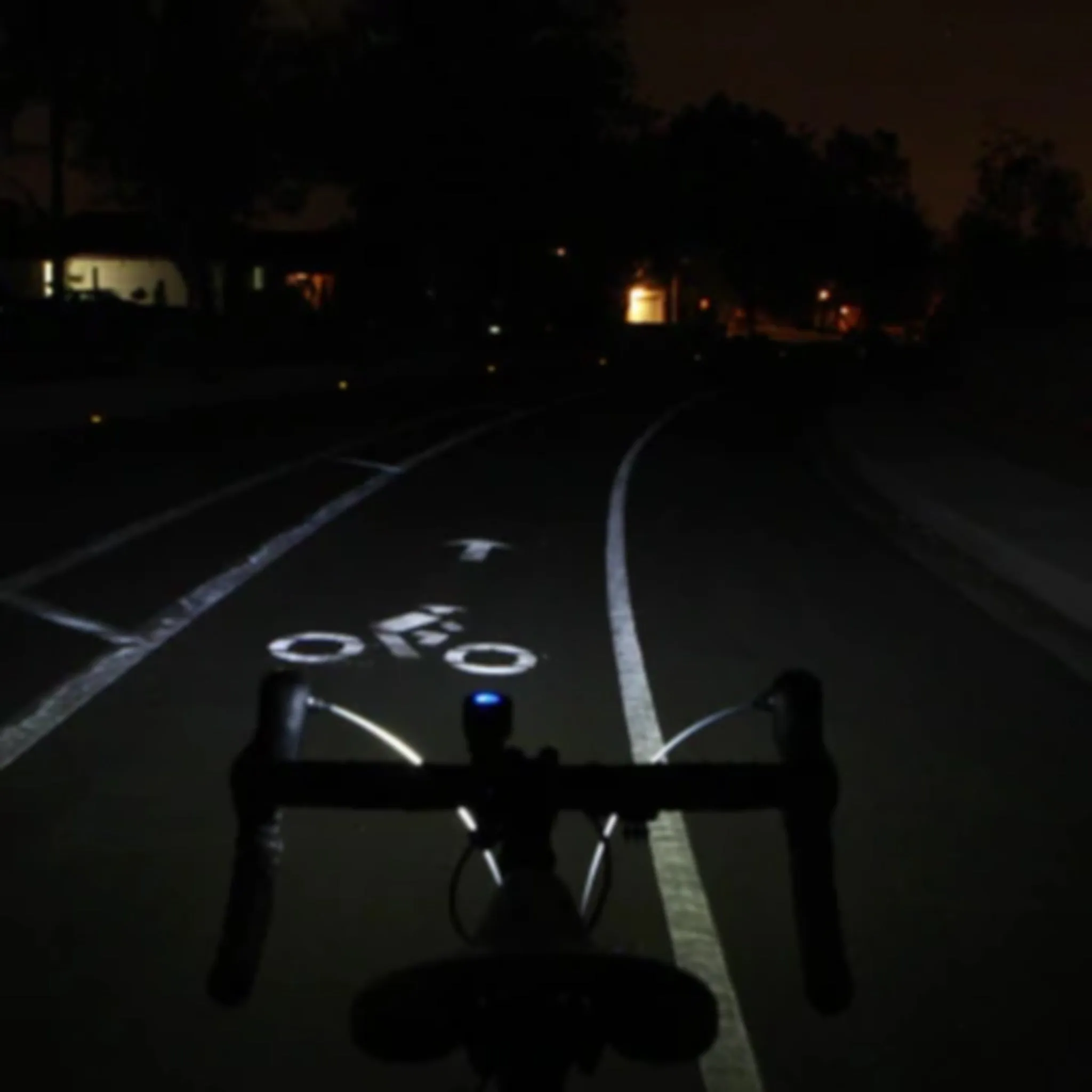 NiteRider Lumina Micro 650 & Vmax  150 Combo Front and Rear Light Set