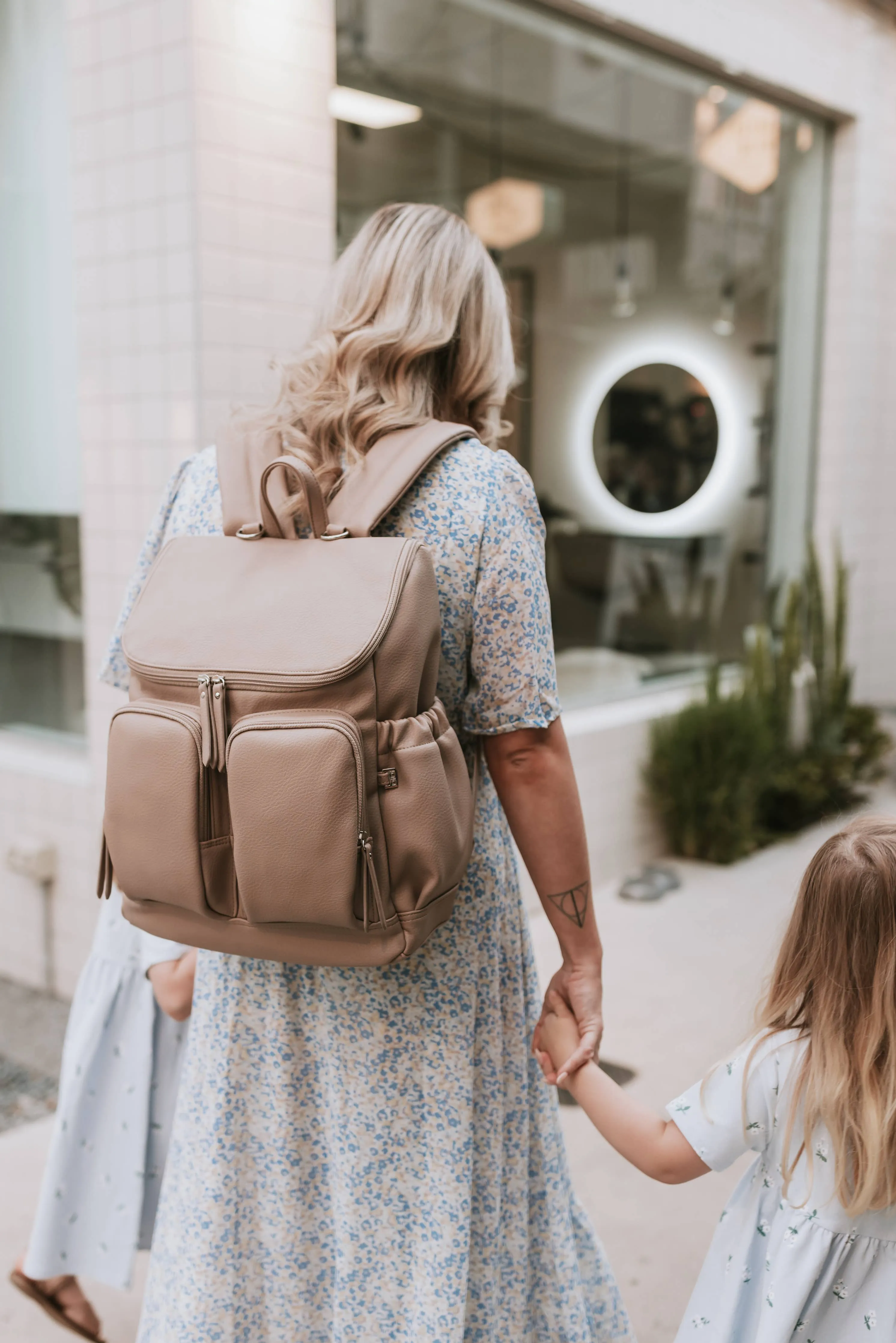 OiOi - Signature Nappy Backpack - Oat Dimple Vegan Leather