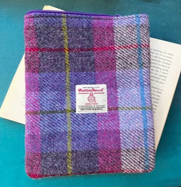 Purple & Pink Harris Tweed Book Sleeve with zip closure
