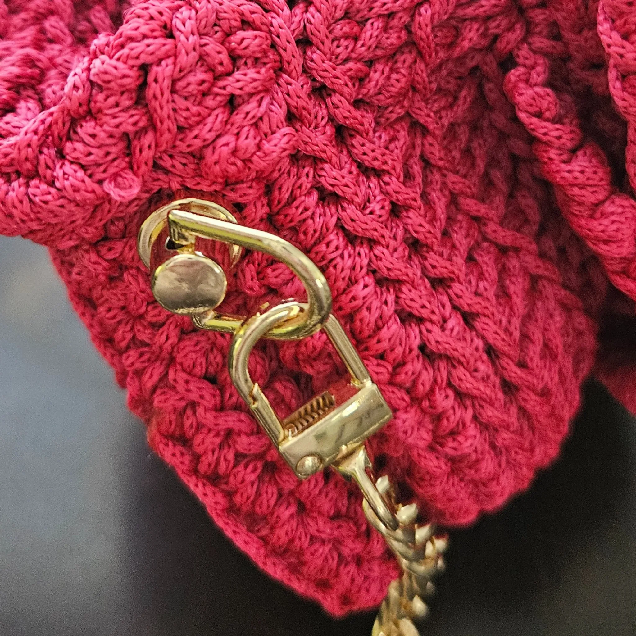 Rosa Bloom Macramé Crossbody- Red - Handmade Rectangular Metal Handle Bag