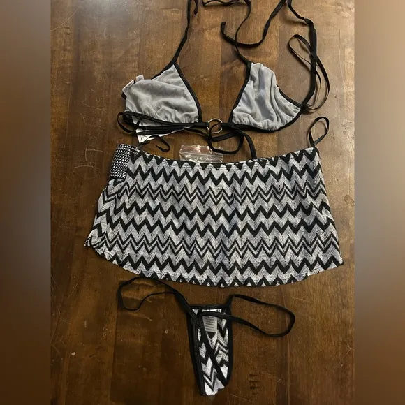 Sexy Skimpy Dreamgirl Zig Zag 3pc Club Rave Bikini Top w/ Skirt &amp; Thong Lingerie