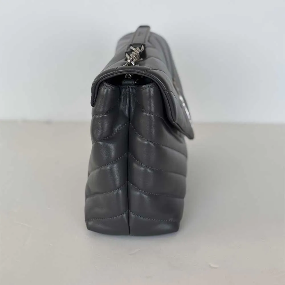 Small Grey Loulou
