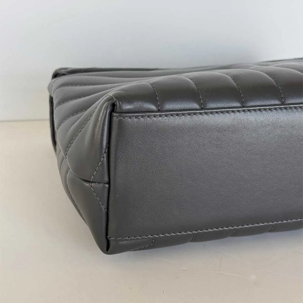 Small Grey Loulou
