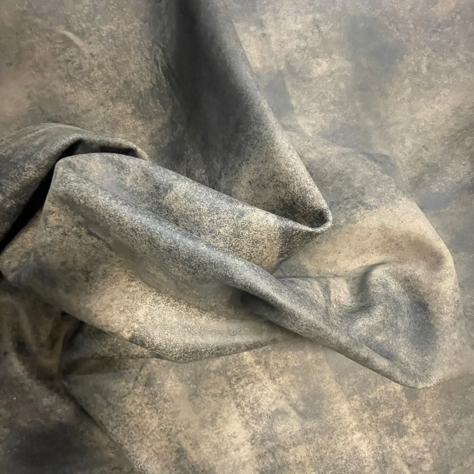 Stonewash Outback Brown | Cow Side | 1.1 mm | 24 sq.ft | From $210 ea.