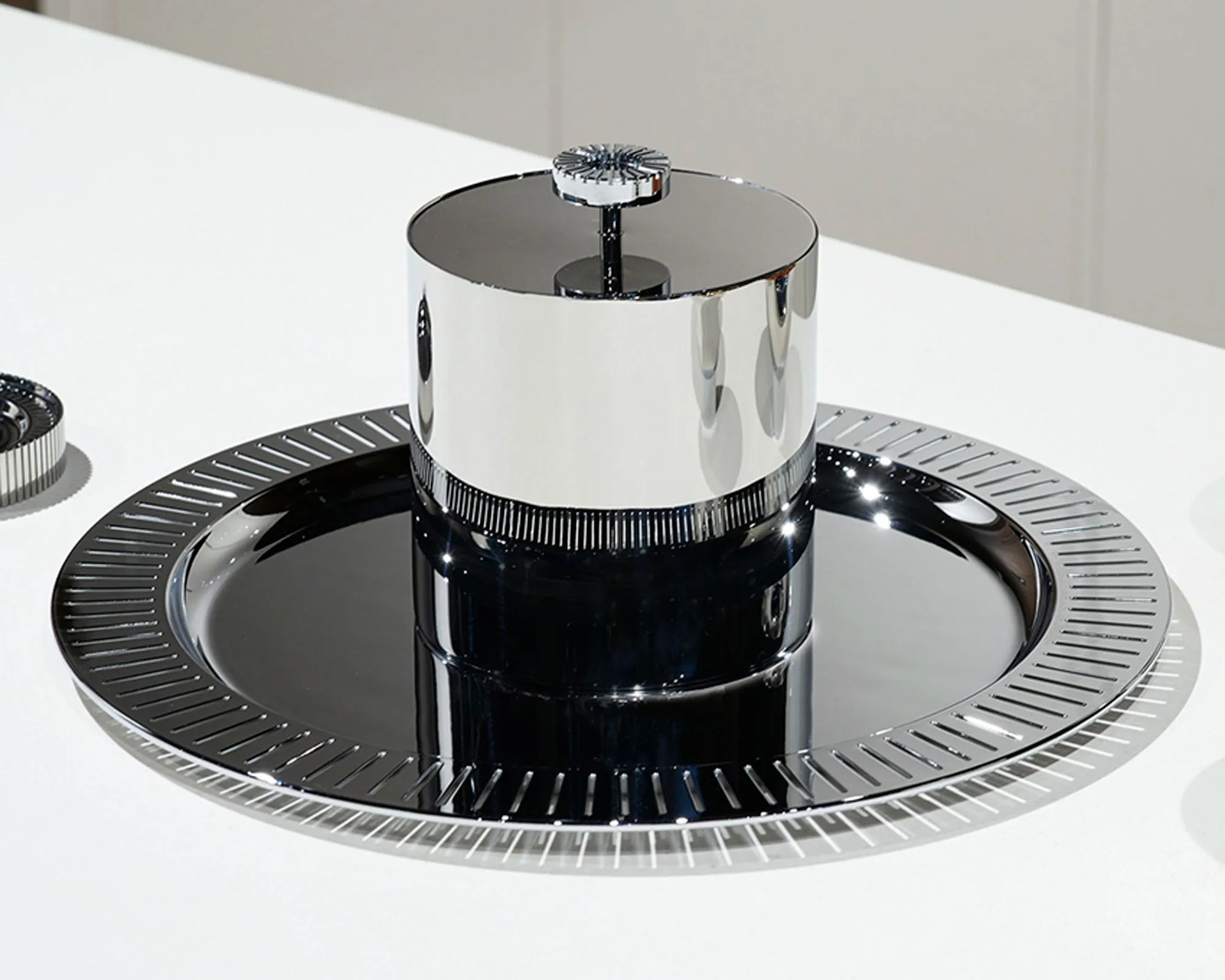 Striations Ice Bucket & Tongs Silver