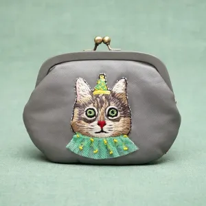 TAMAO WORLD Embroidery Frame Circus Pouch Light Gray