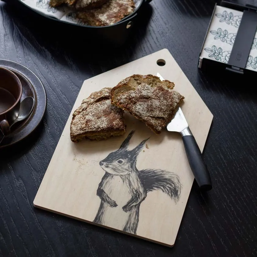Wooden cutting board Squirrel
